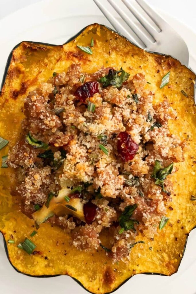 Ground-Turkey-And-Quinoa-Stuffed-Squash